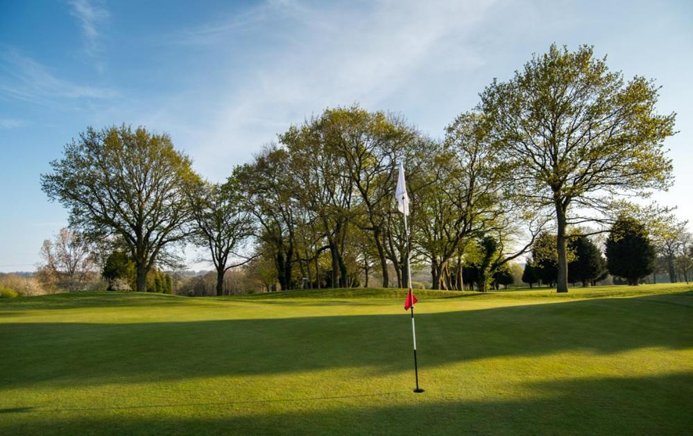 Sedlescombe Golf Hotel Buitenkant foto