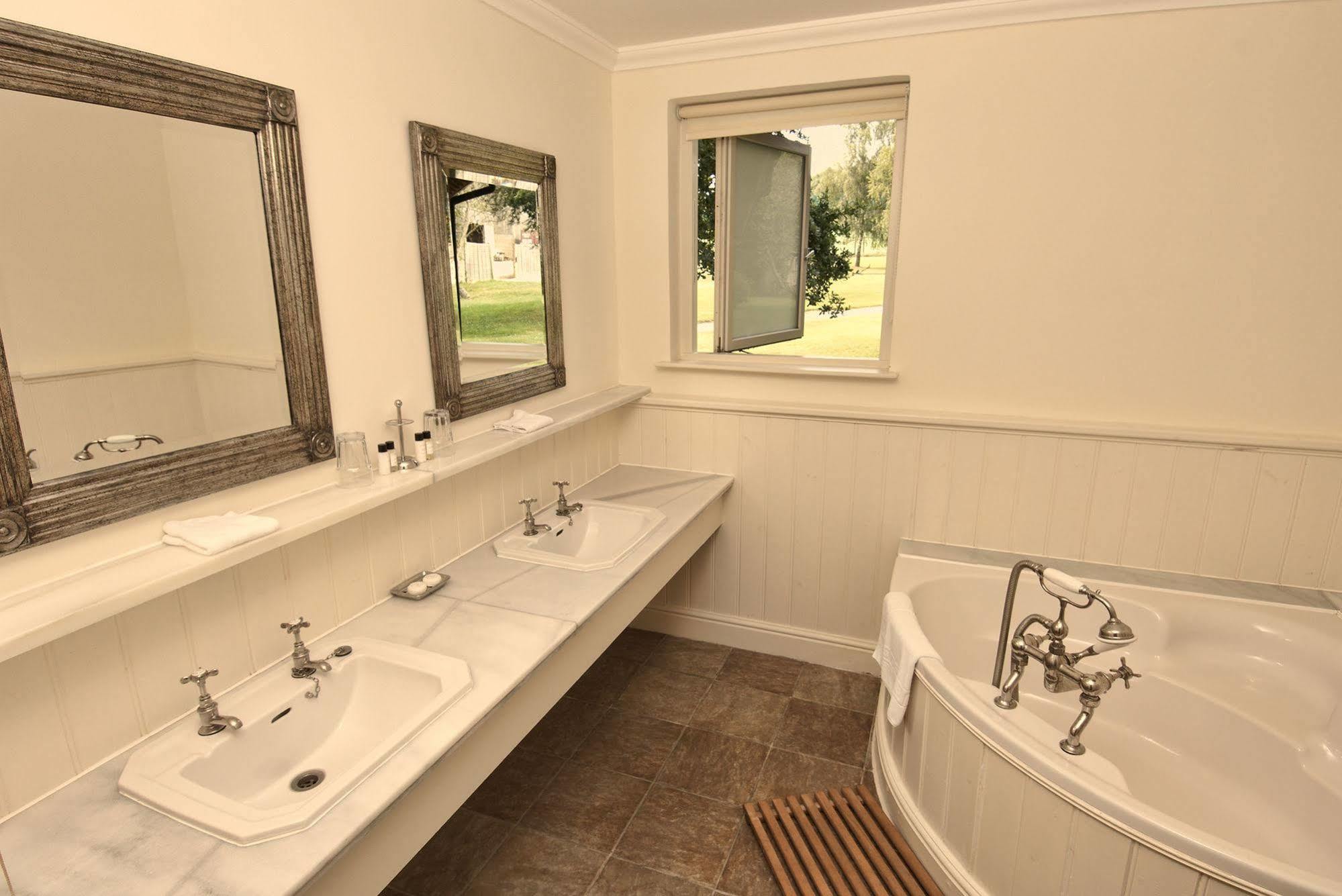 Sedlescombe Golf Hotel Buitenkant foto